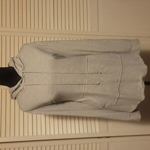 2xl gray and white stripped hoodie